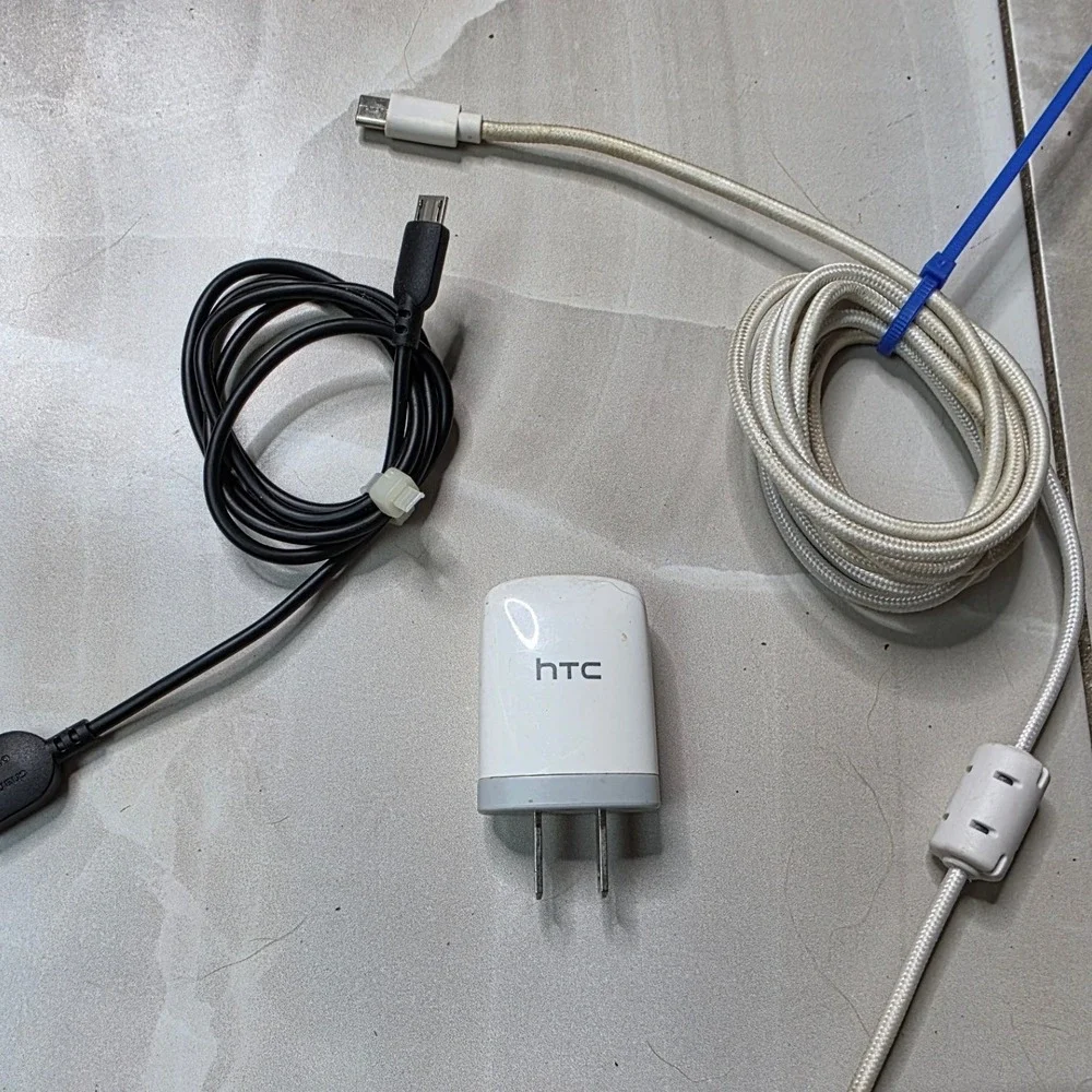 HTC TC U250 AC Adapter 5V 1A Wall Charger Micro-USB and Braided USB-C Cables W4